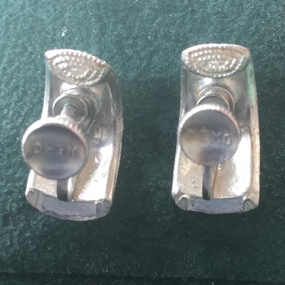 Nemo Rhinestone Earrings - Picture 2 of 2
